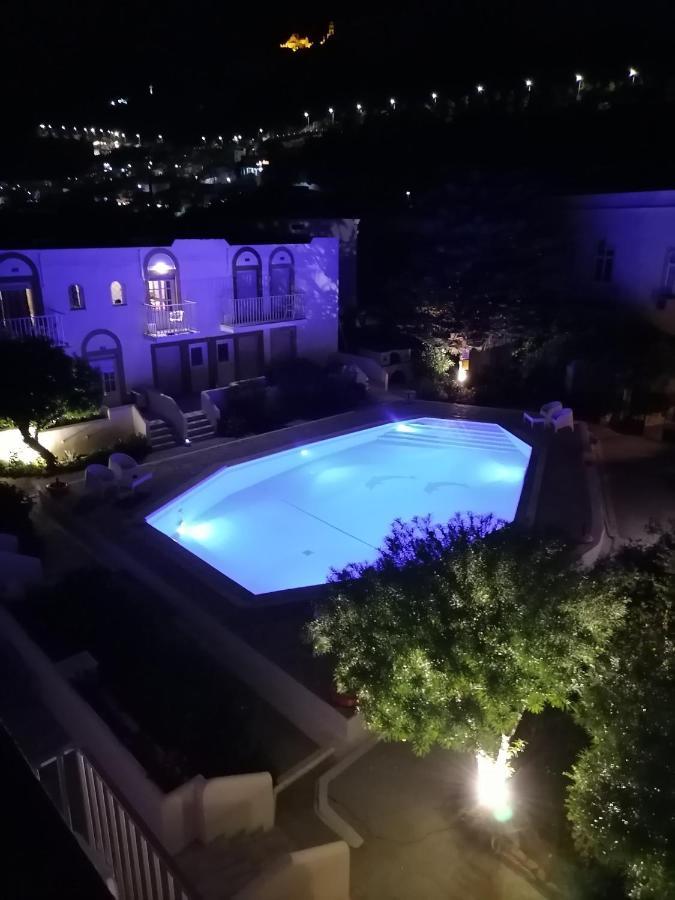 Katerina Apartments Kalymnos Town Exterior photo