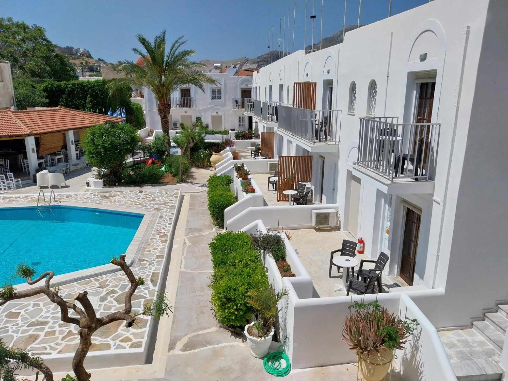 Katerina Apartments Kalymnos Town Exterior photo
